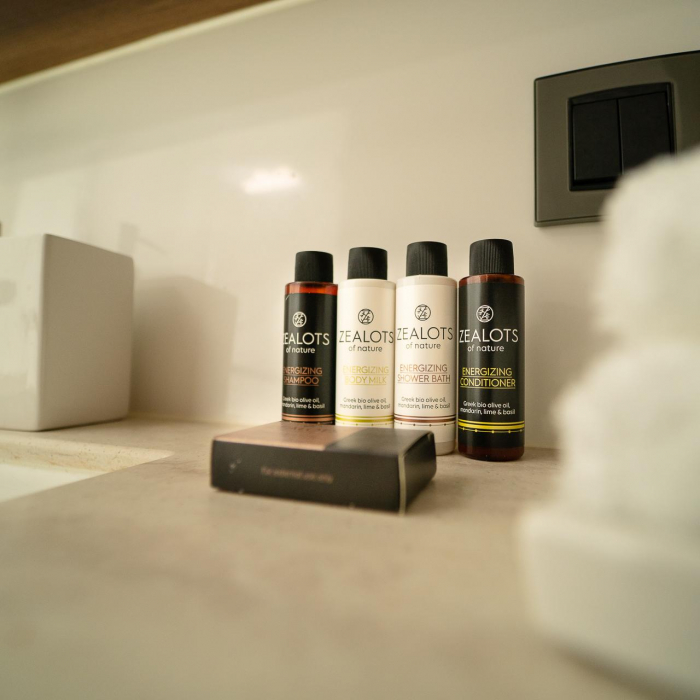 Omnia | Lagoon 46 photo 40