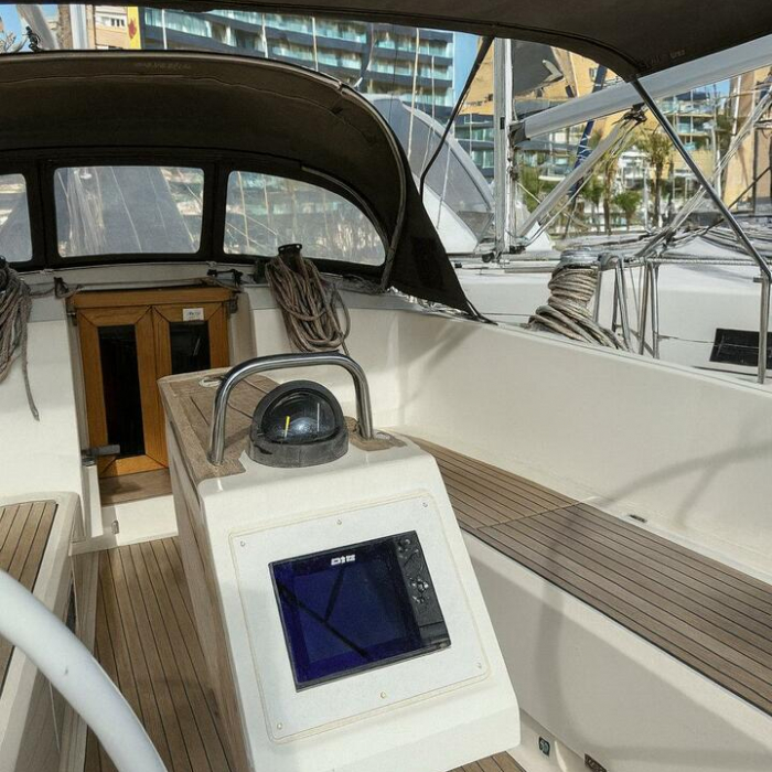 Bintan | Bavaria Cruiser 41 photo 11