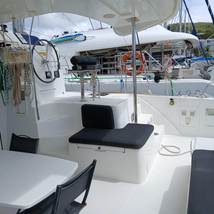 Uiara | Lagoon 42 photo 5