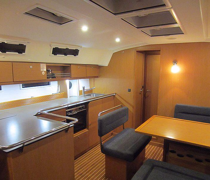 Alena | Bavaria Cruiser 45 photo 10