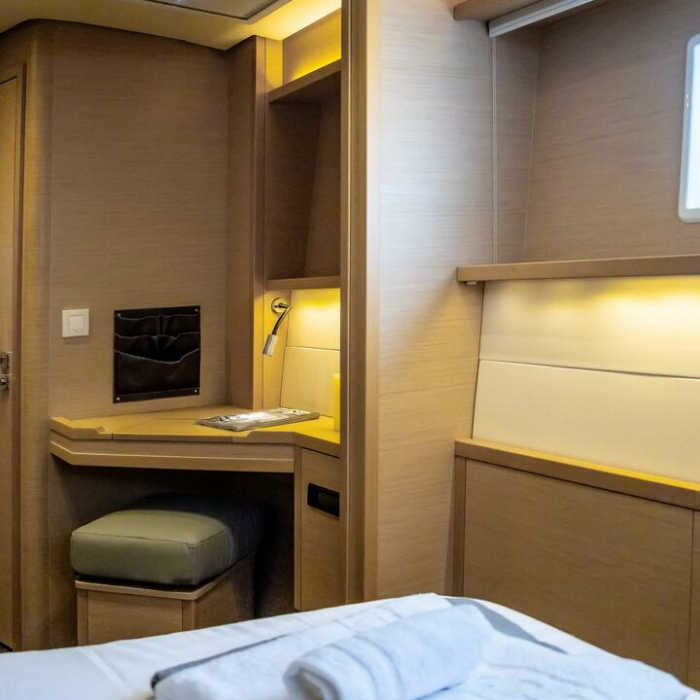 White Pearl | Lagoon 52 photo 22