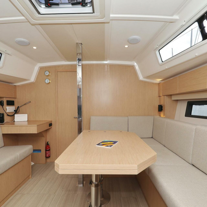 Levente | Bavaria C42 photo 41