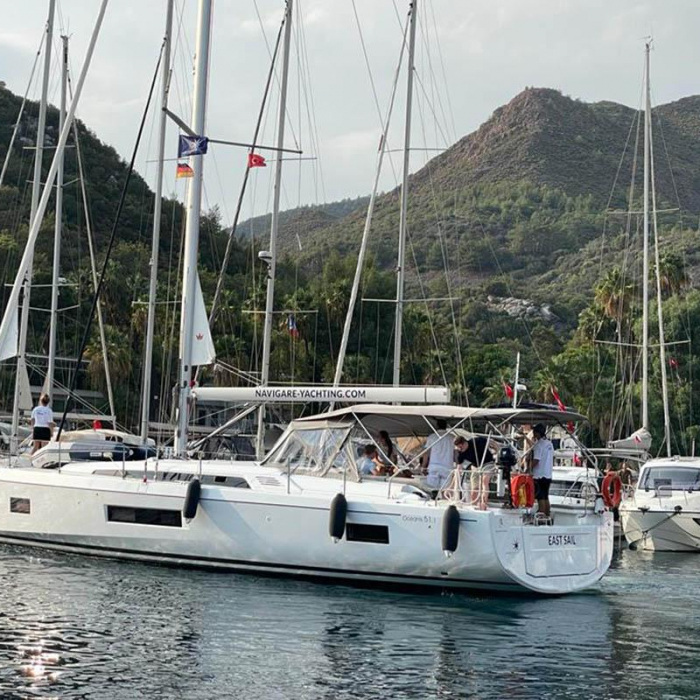 East | Oceanis 51.1 photo 3