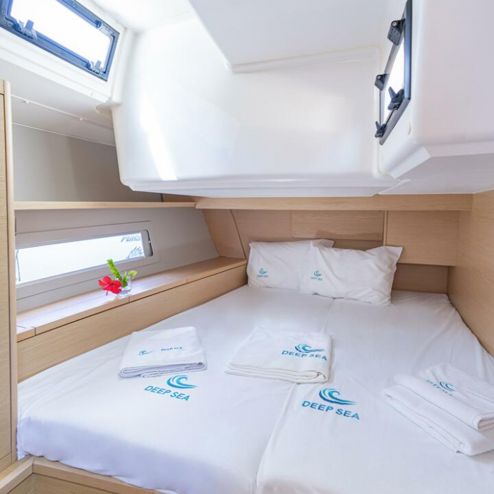 Robin | Dufour 470 photo 19