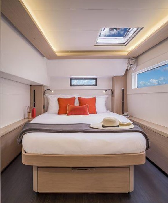 Flx | Lagoon 46 photo 10