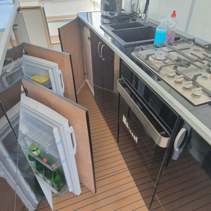 UPWIND 50 | Catamaran photo 26