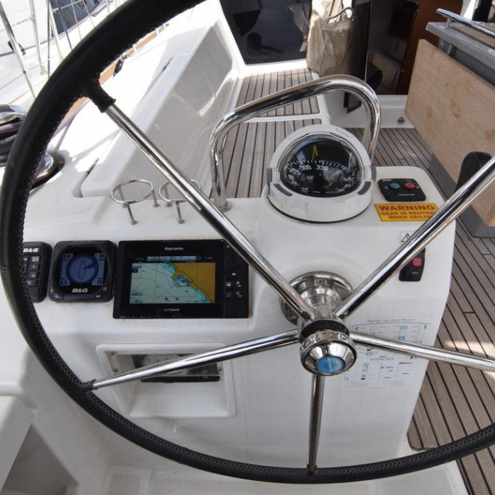 Bolero | Oceanis 41 photo 7