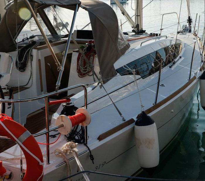 Hija del Viento | Sun Odyssey 319 photo 2