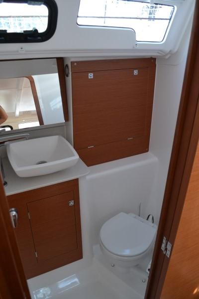 Minion | Dufour 360 GL - 3 cab. photo 11