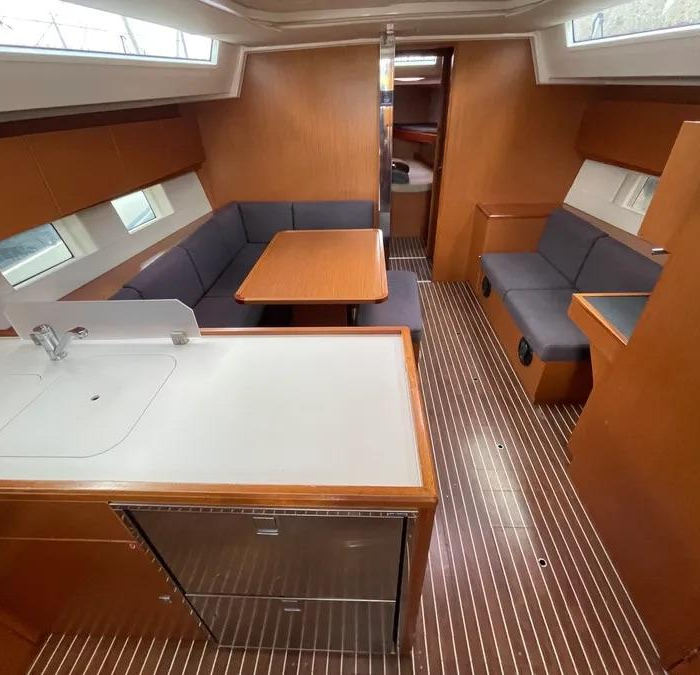  | Bavaria C45 Holiday photo 7