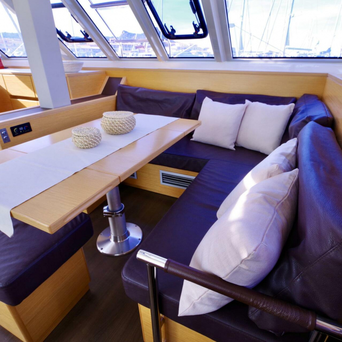 Gelmar - A/C, Generator, Water maker | Nautitech 46 Fly photo 5