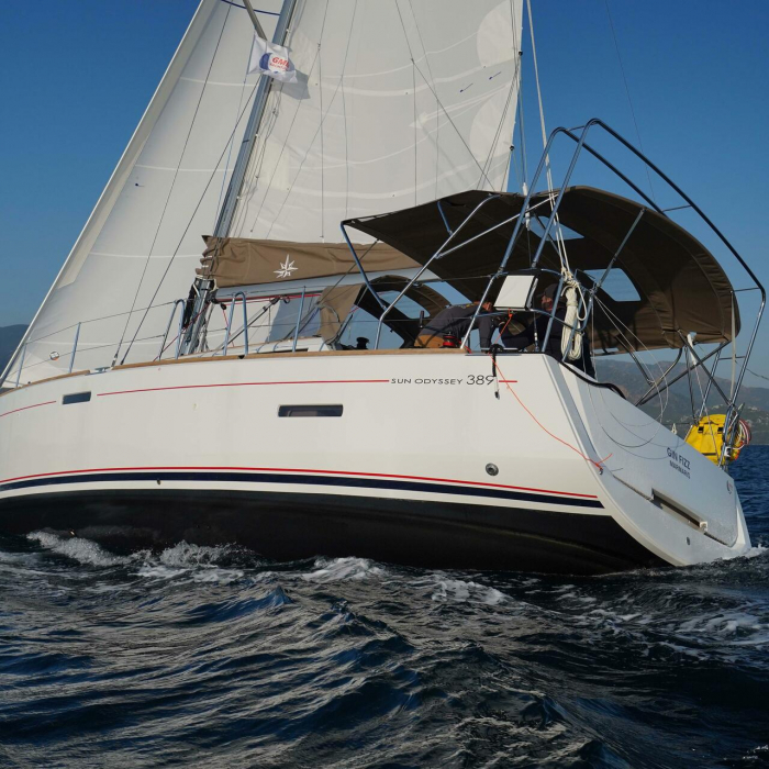 Gin Fizz | Sun Odyssey 389 photo 2