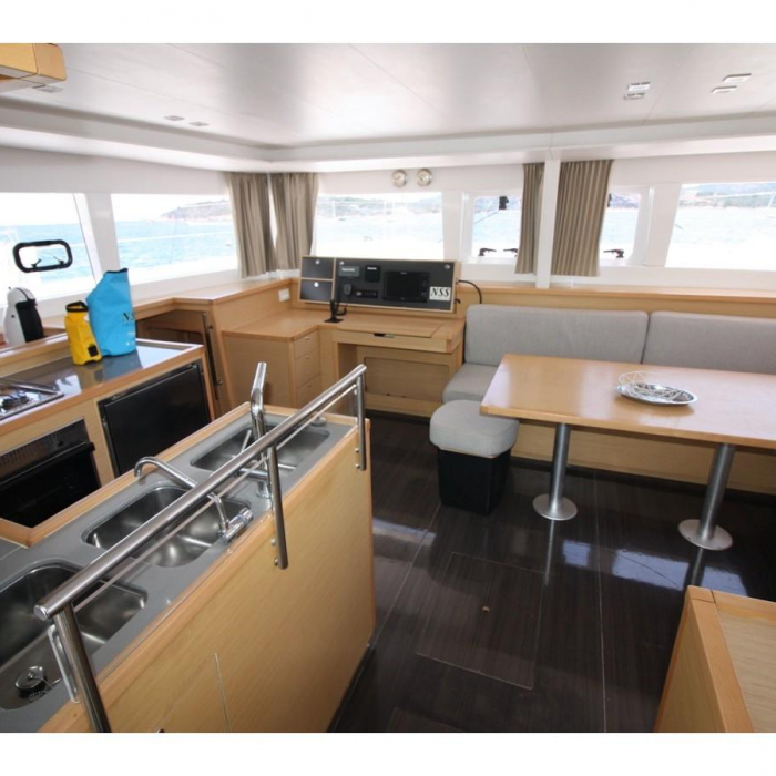 Dugongo | Lagoon 450F photo 7