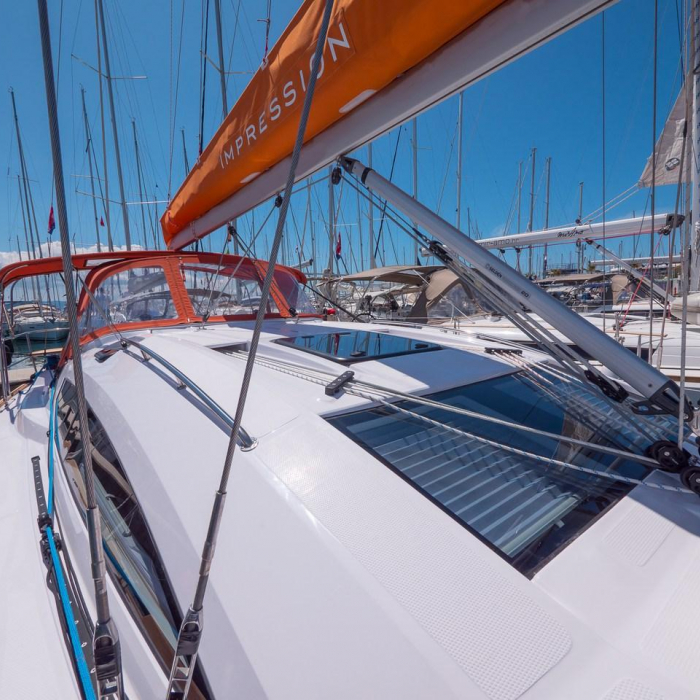 Happy | Elan Impression 40 photo 9