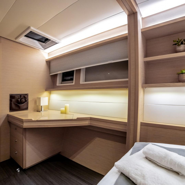 White Pearl | Lagoon 52 photo 16