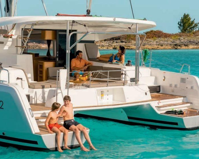 HeyBlue | Lagoon 42 photo 42