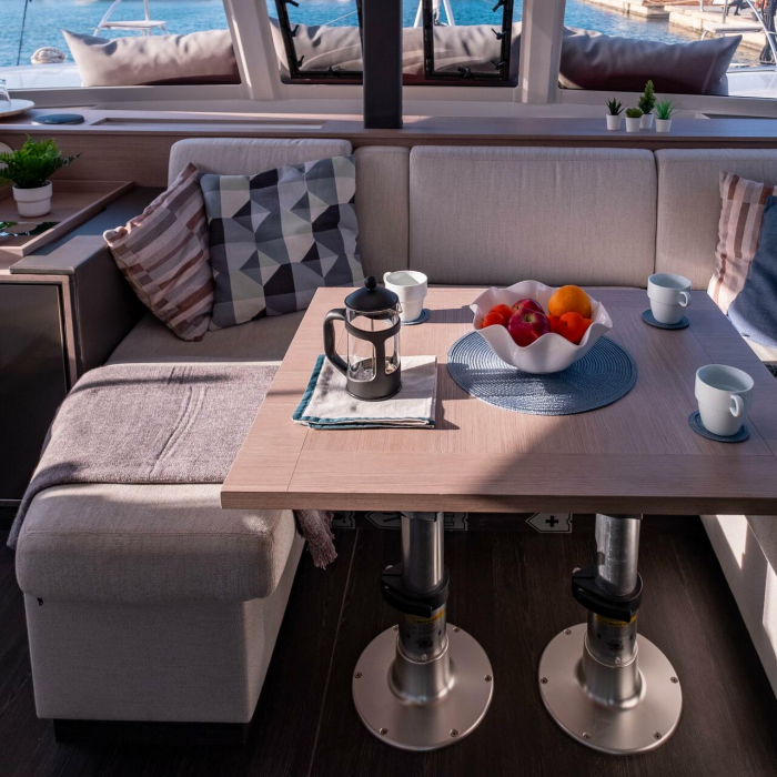 Artemis | Fountaine Pajot Isla 40 photo 46