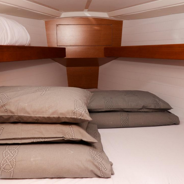 Lia | Bavaria Cruiser 34 photo 5