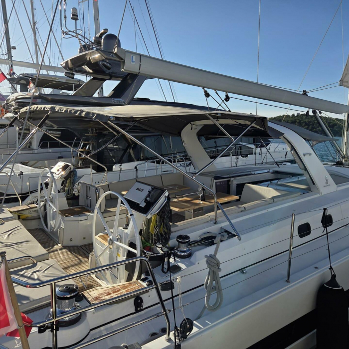 OLGA V | Oceanis 62 photo 18