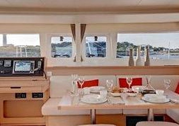 Maja | Lagoon 450 Fly photo 6