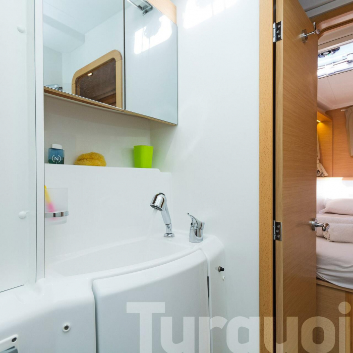 Turquoise | Lagoon 400 S2 photo 36