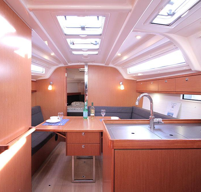 Black Pearl | Bavaria Cruiser 37 photo 25