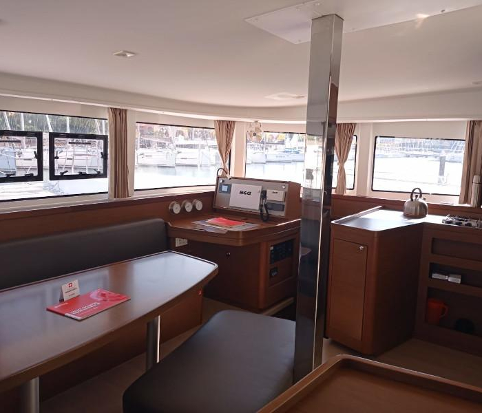 Claudia | Lagoon 42 photo 6