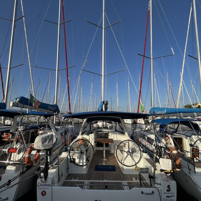 Albarosa | Oceanis 35.1 photo 3