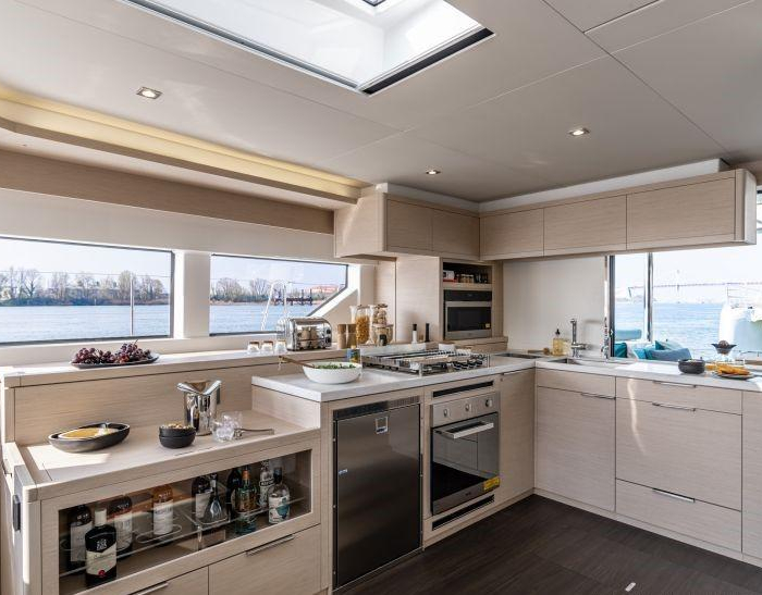 Hydrus | Lagoon 55 photo 74