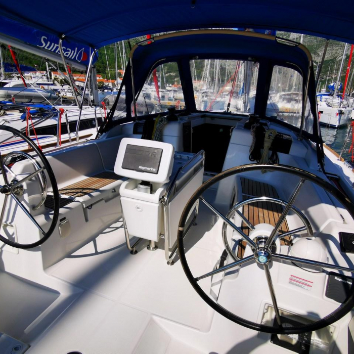 Star Gazer | Sun Odyssey 419 photo 4