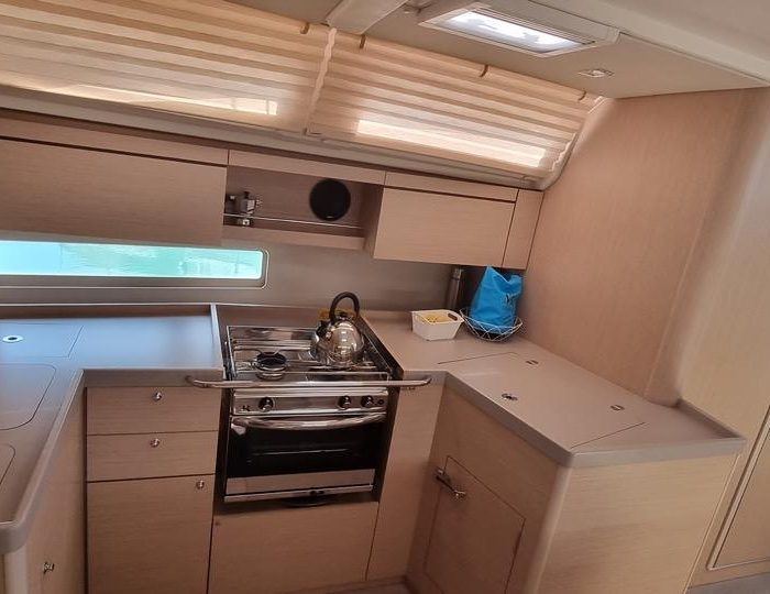 Aries | Oceanis 40.1 photo 13