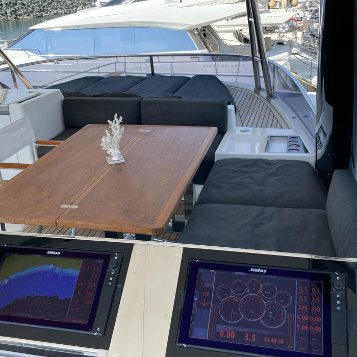 Pearly Gates | Lagoon 630 Powercat LUX photo 6