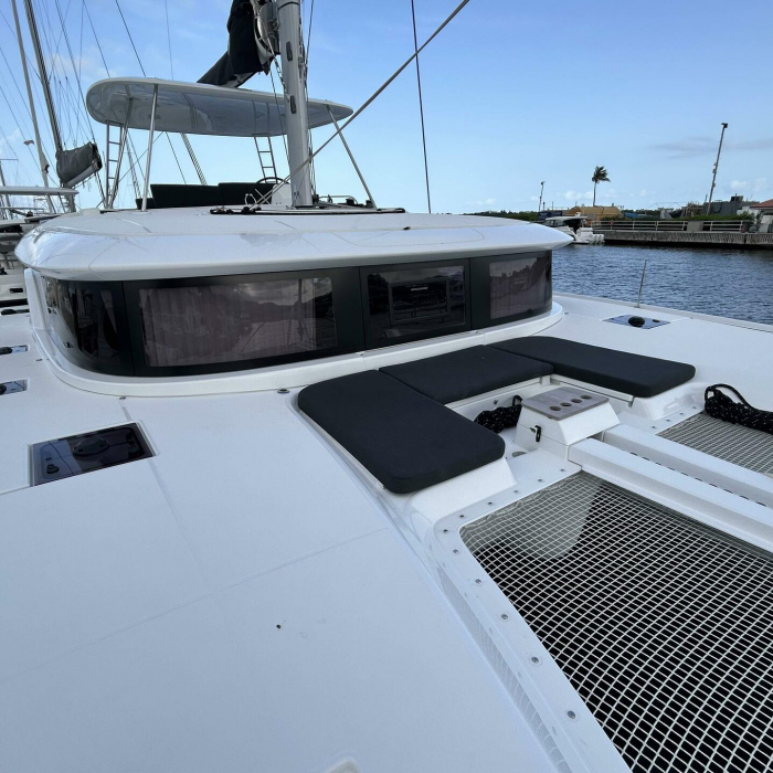 SUEÑOS | Lagoon 46 photo 4