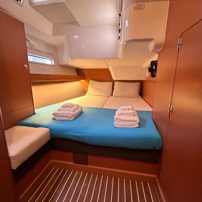 Leonidas VI | Bavaria cruiser 51 photo 14