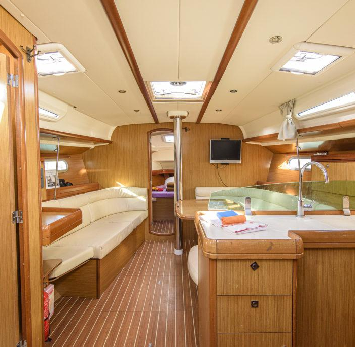 Benoit | Sun Odyssey 42 i photo 9