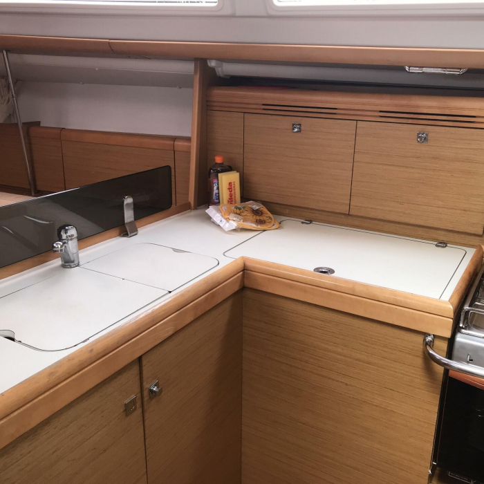 Lyra | Sun Odyssey 36i photo 7