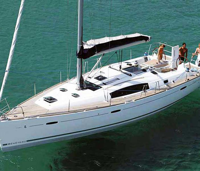 Goodbar | Oceanis 43 photo 1