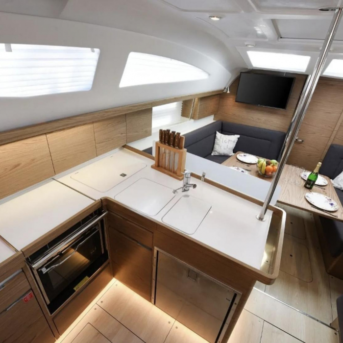 Val | Elan Impression 40 photo 6