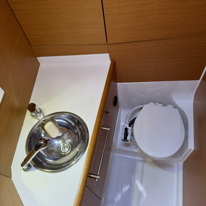 ZikkZakk | Sun Odyssey 409 photo 17