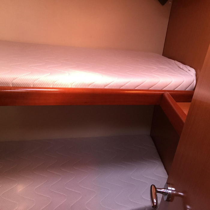 Little Mermaid | Oceanis 43 photo 14