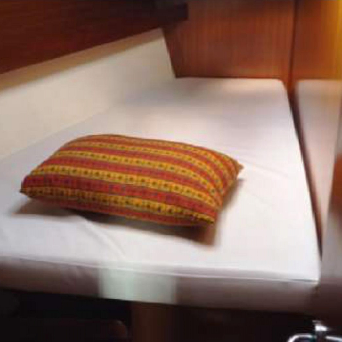 Economy | Dufour 455 GL photo 17