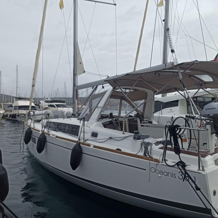 Tamara | Oceanis 38.1.2 photo 12