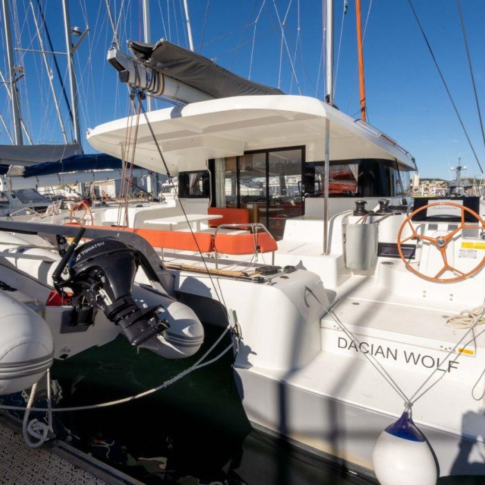 DACIAN WOLF | Excess 14 photo 1