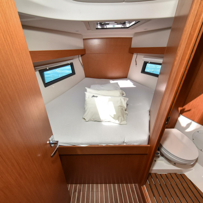 Seka VI | Bavaria C38 photo 14