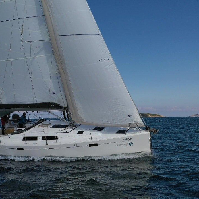 Kraken | Hanse 415 photo 2