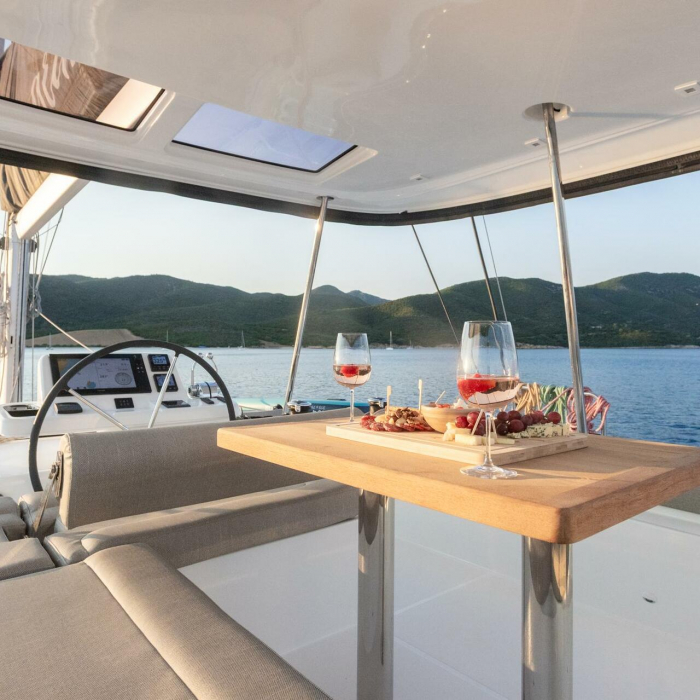 Aranel | Lagoon 51 photo 14