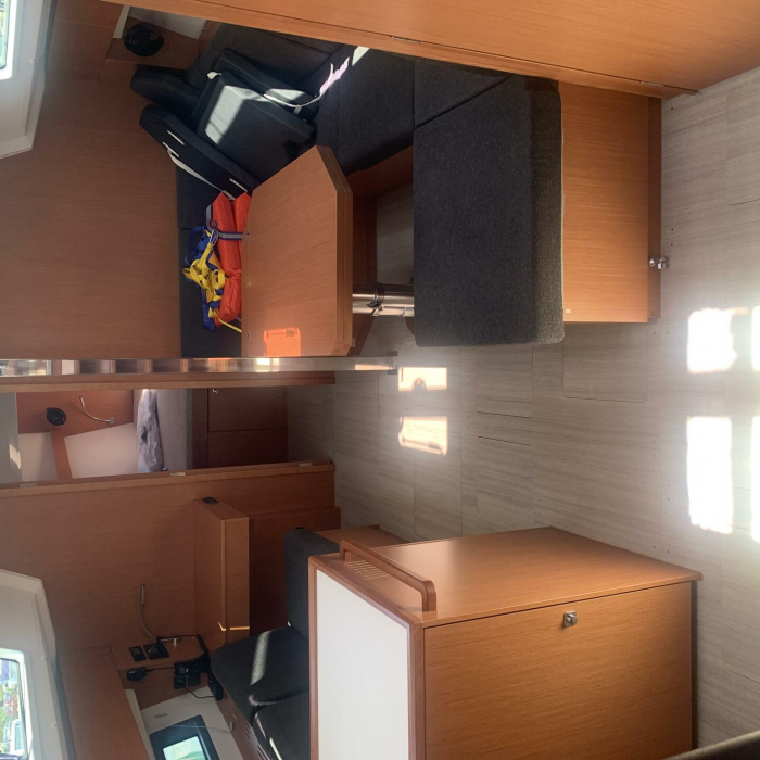 Maia | Bavaria C42 photo 13