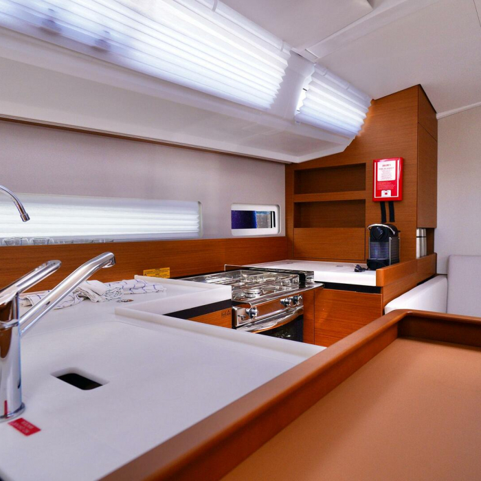 Sail Me | Sun Odyssey 410 photo 14