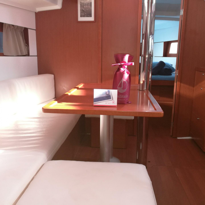 Ariele | Oceanis 38.1 photo 6