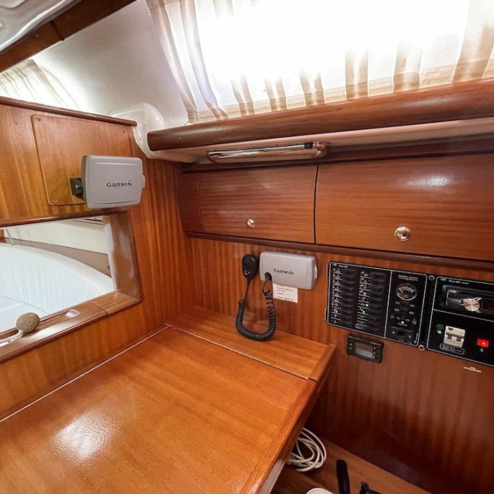 Mirna | Bavaria 44 photo 4